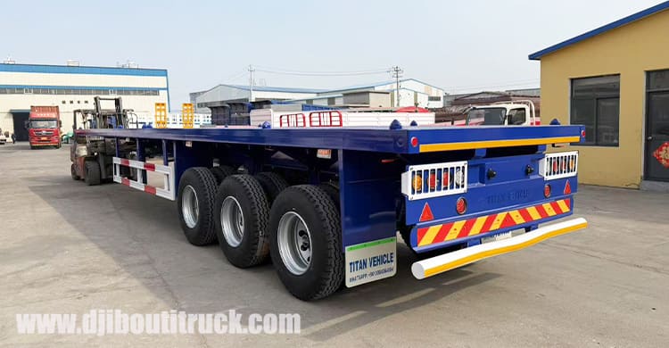 Heavy Duty Flatbed Trailer 3 Axle for Sale in Djibouti
